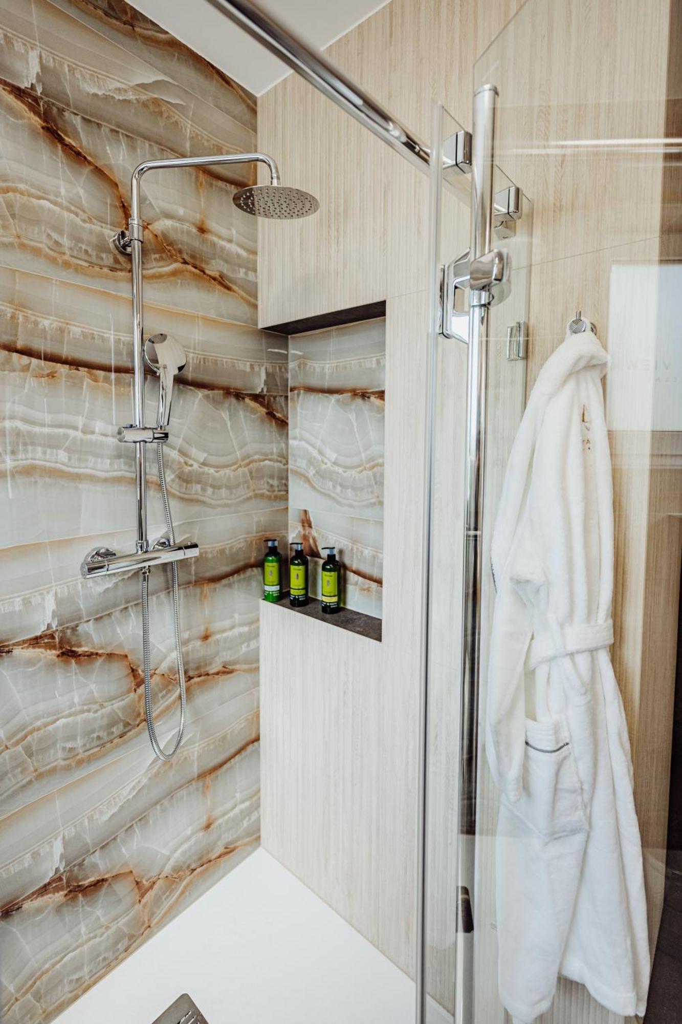 Cristalview Stay&Relax - Luksusowe Apartamenty- Zewnetrzne Jacuzzi- Przyjazne Dla Rodzin - Zwierzeta Akceptowane Подгожин Екстериор снимка