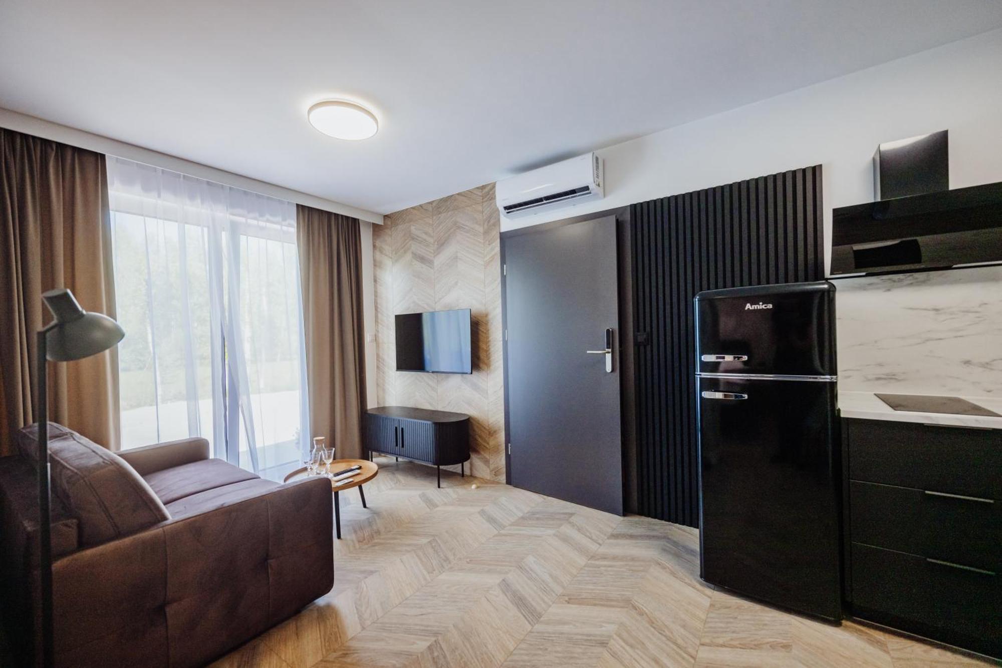 Cristalview Stay&Relax - Luksusowe Apartamenty- Zewnetrzne Jacuzzi- Przyjazne Dla Rodzin - Zwierzeta Akceptowane Подгожин Екстериор снимка