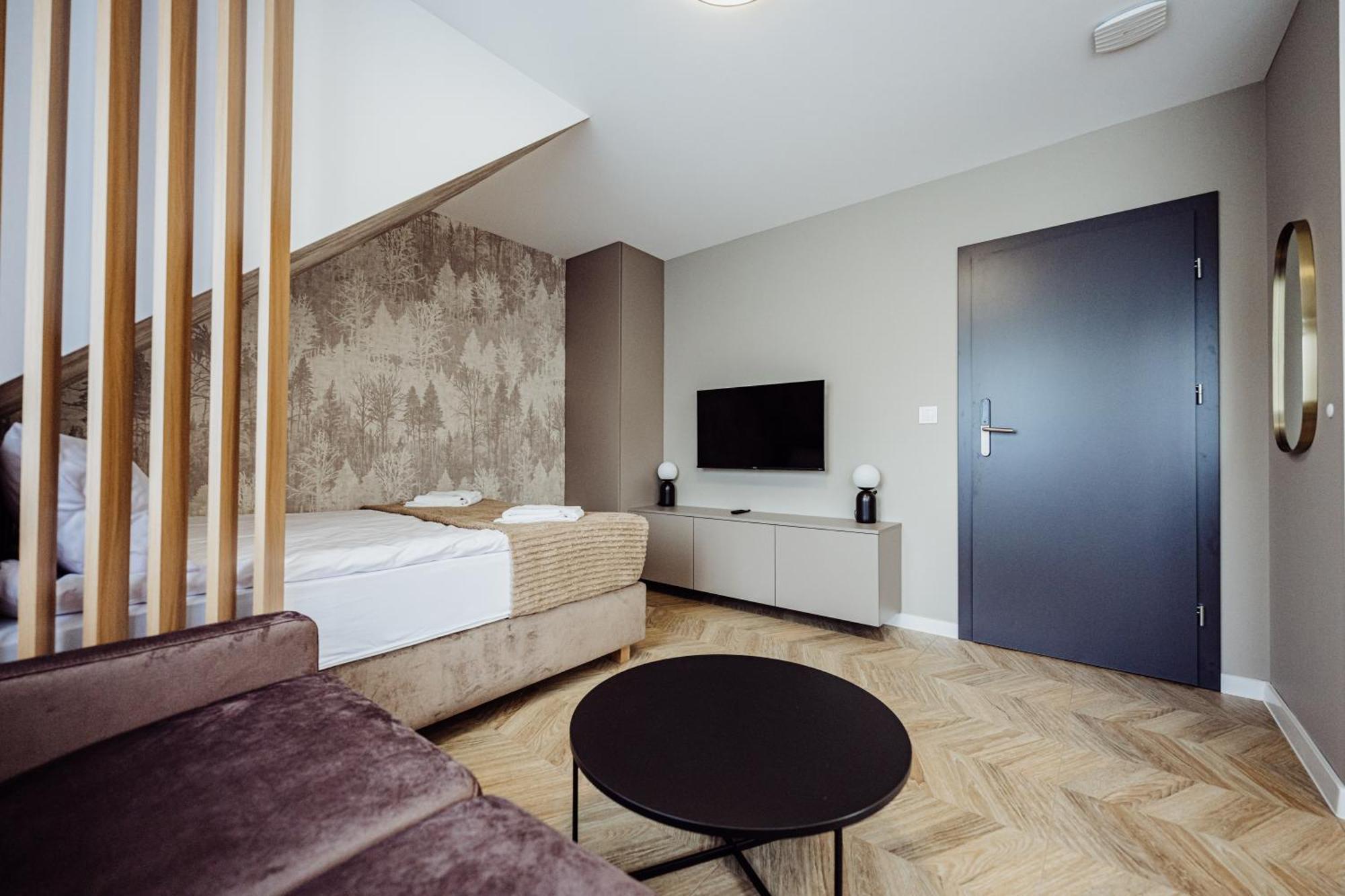 Cristalview Stay&Relax - Luksusowe Apartamenty- Zewnetrzne Jacuzzi- Przyjazne Dla Rodzin - Zwierzeta Akceptowane Подгожин Екстериор снимка